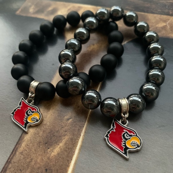 Set of 2 u of l cardinals bracelets - Picture 3 of 3